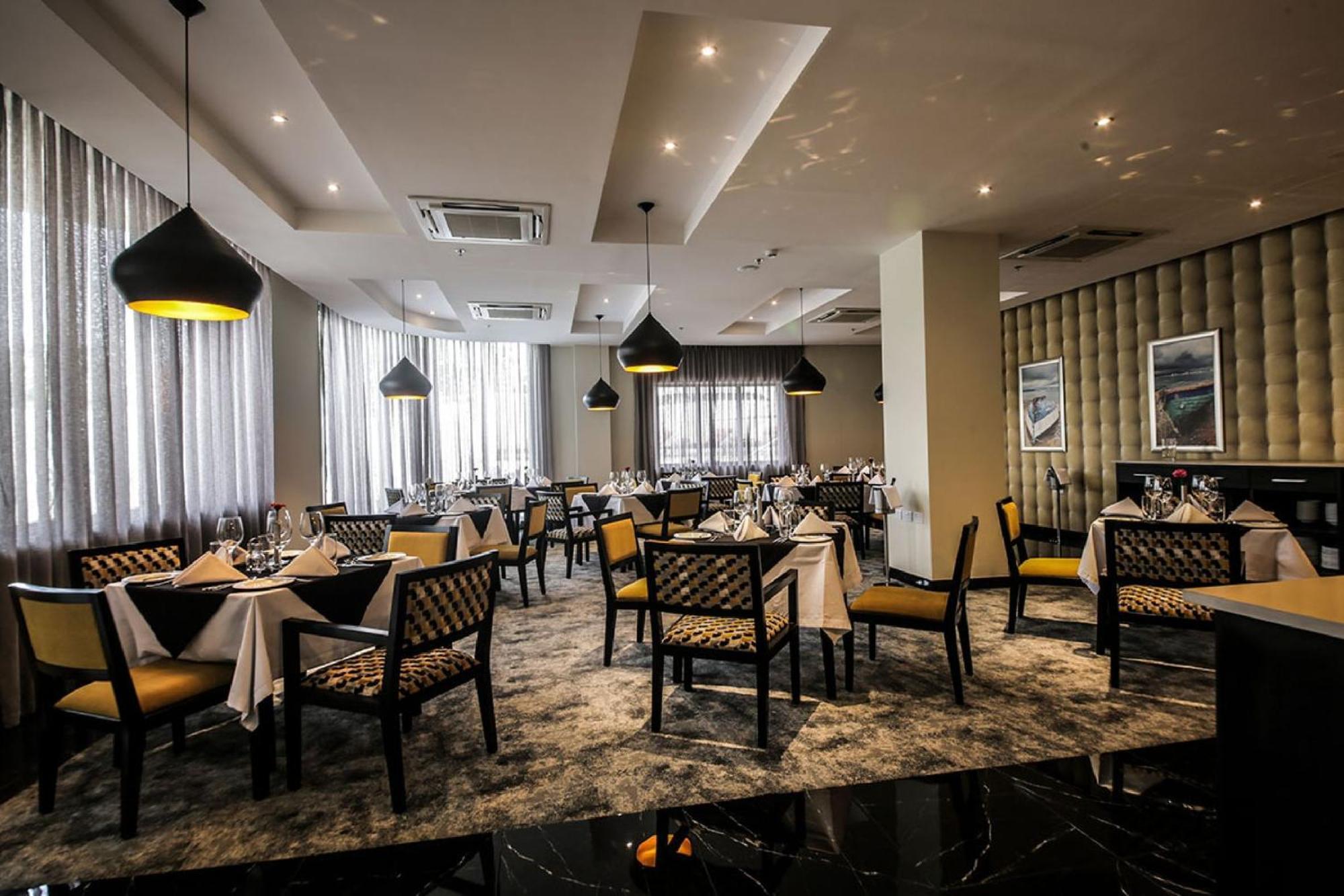 Room In Lodge - The Providence Hotel By Mantis Ikeja Εξωτερικό φωτογραφία