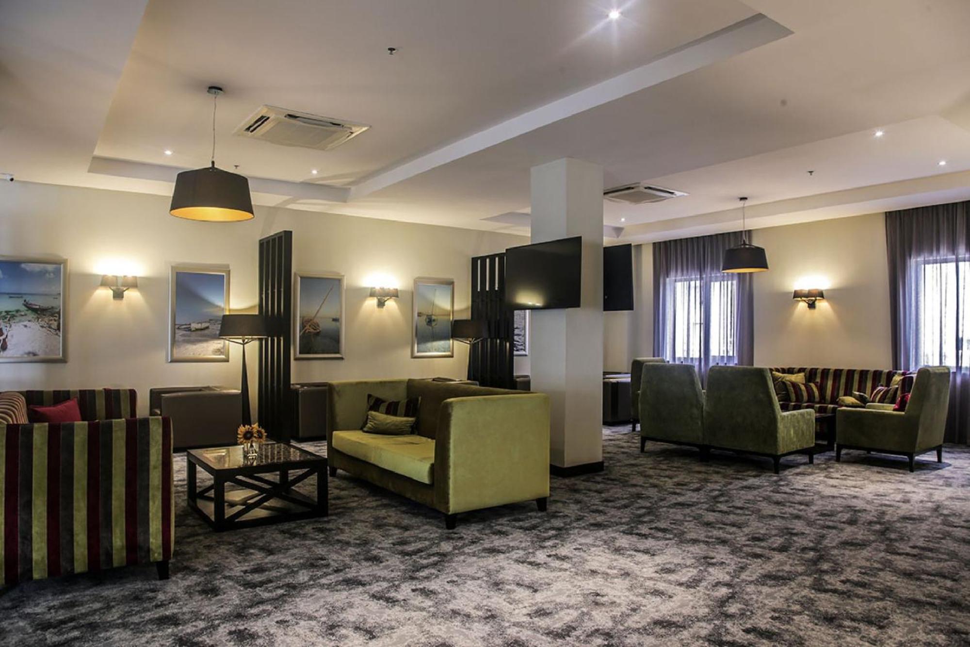 Room In Lodge - The Providence Hotel By Mantis Ikeja Εξωτερικό φωτογραφία